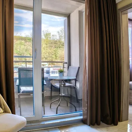 Apartment Riva *